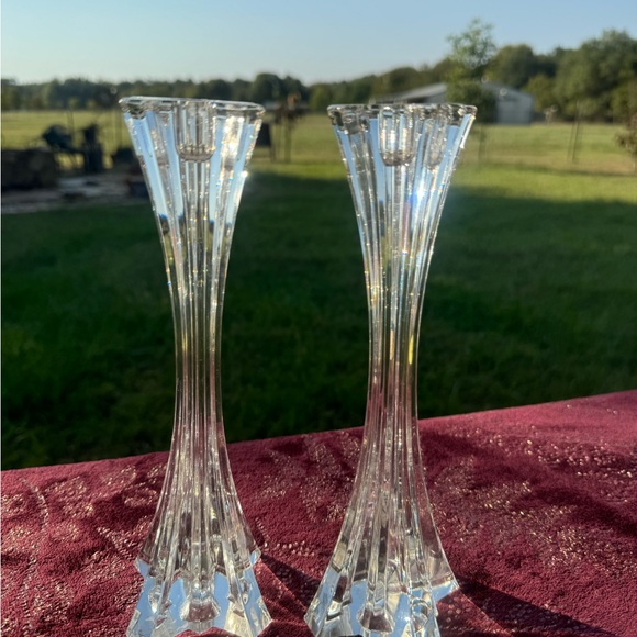 Pair of Mikasa clear crystal candle holders. Add a sparkle to any room. - Picture 1 of 10